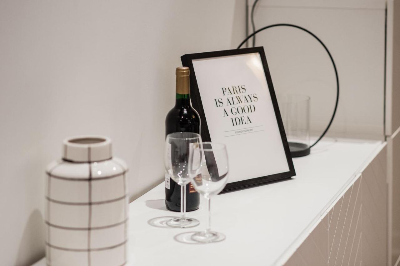SUITE COCTEAU : au cœur de la Rive Gauche, neuf, design, 2/4/6 personnes Paris Extérieur photo