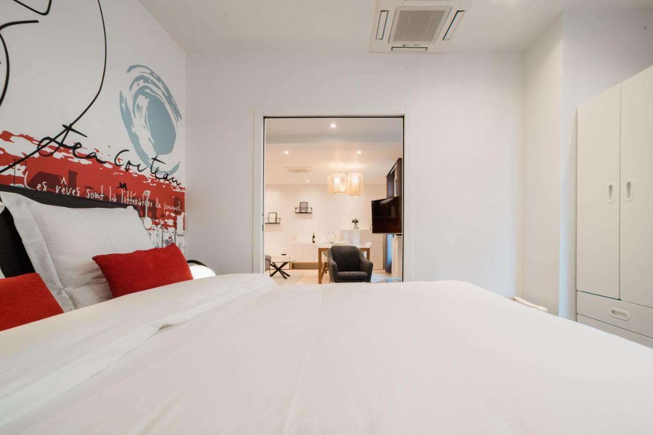 SUITE COCTEAU : au cœur de la Rive Gauche, neuf, design, 2/4/6 personnes Paris Extérieur photo