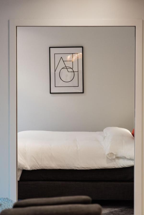 SUITE COCTEAU : au cœur de la Rive Gauche, neuf, design, 2/4/6 personnes Paris Extérieur photo